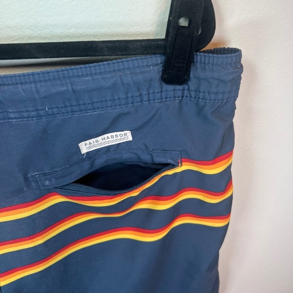 Fair Harbor Men's Anchor Swim Shorts Blue Rainbow 3 Stripes Lined Pockets Medium - Picture 8 of 15